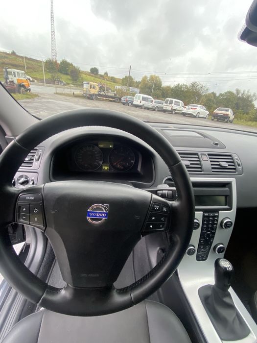 Продам Volvo v50 1.6