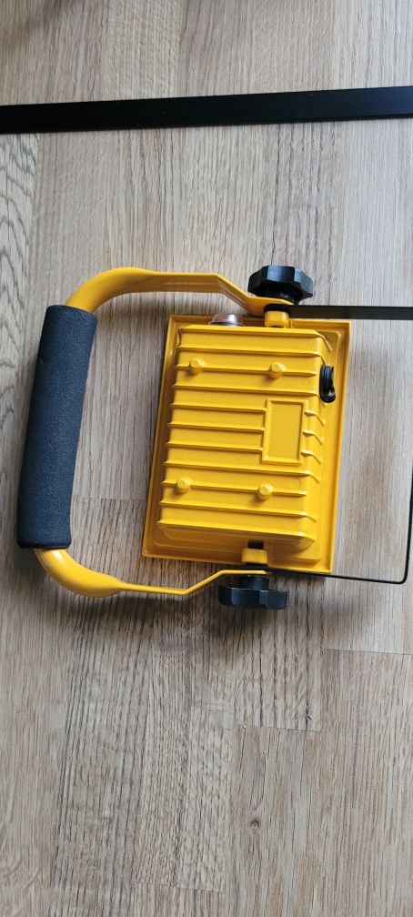 Lampa led 10w 500 lumenoŵ 6400k