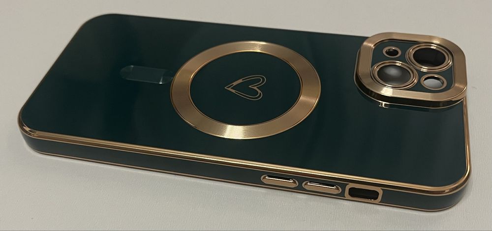Etui MagSafe HZLFCZL iPhone 15 Plus z sercem ciemnozielone