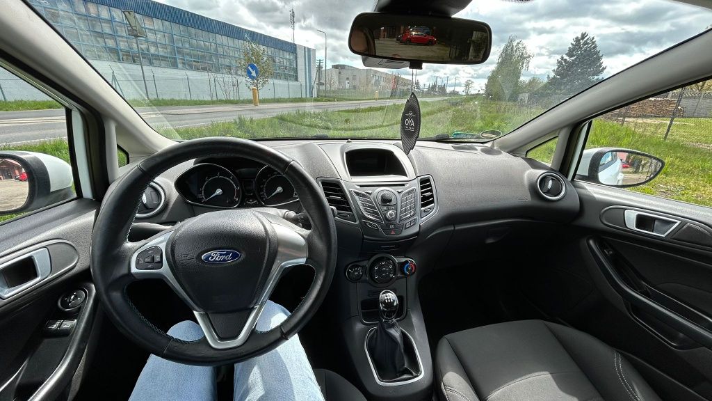 Ford Fiesta bezwypadkowy super stan