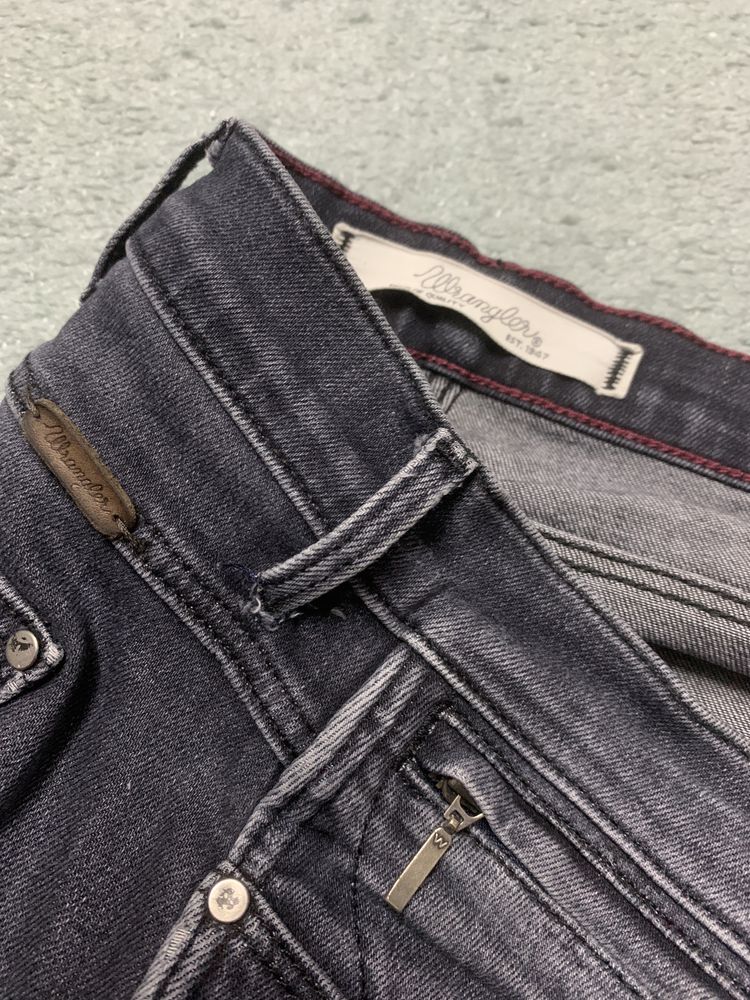Spodnie damskie jeansy s wrangler corynn skinny w27 l30
