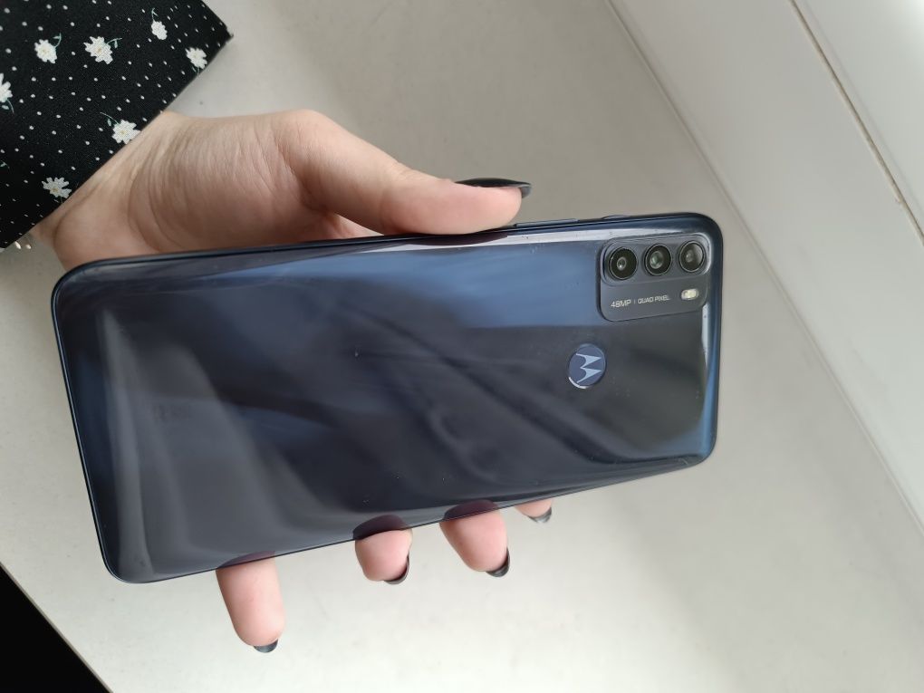 Motorola G50, stan ekranu idealny