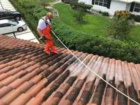 Precisa pintar ou limpar o exterior da casa? Estamos disponíveis!
