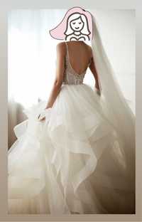 Пышное свадебное платье Blunny Bella (Италия) юбка воланами