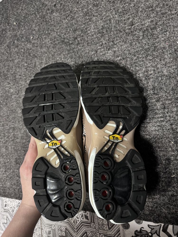Кроссовки Nike tn plus air max tuned беговые