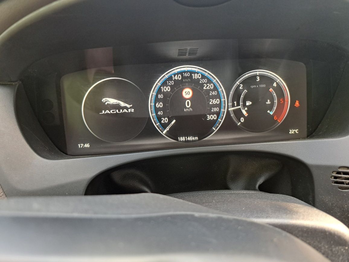 Jaguar F-pace 2.0d