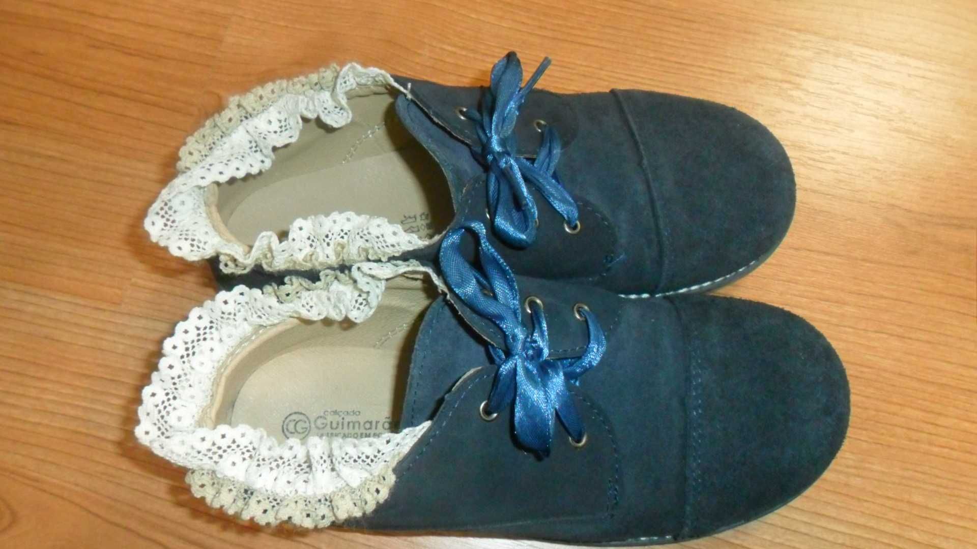 Sapatos menina nº 33 Calçado Guimarães usados em bom estado