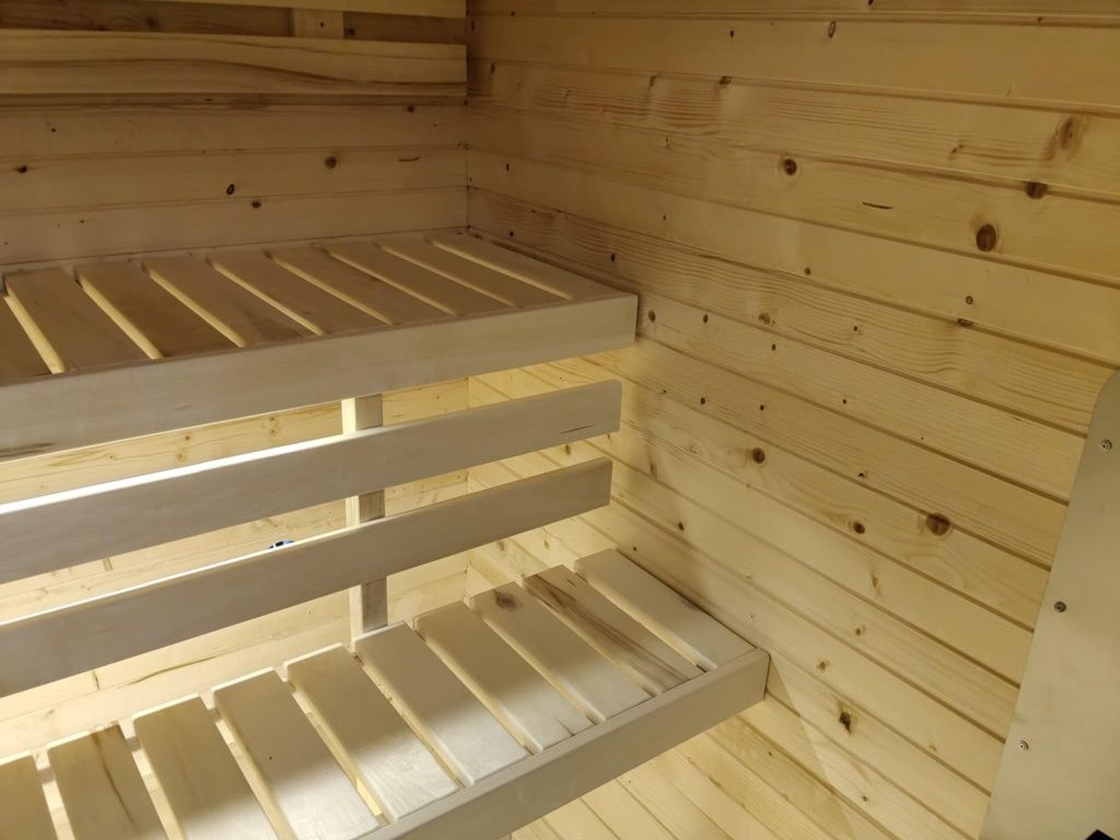 Sauna ogrodowa dostępna