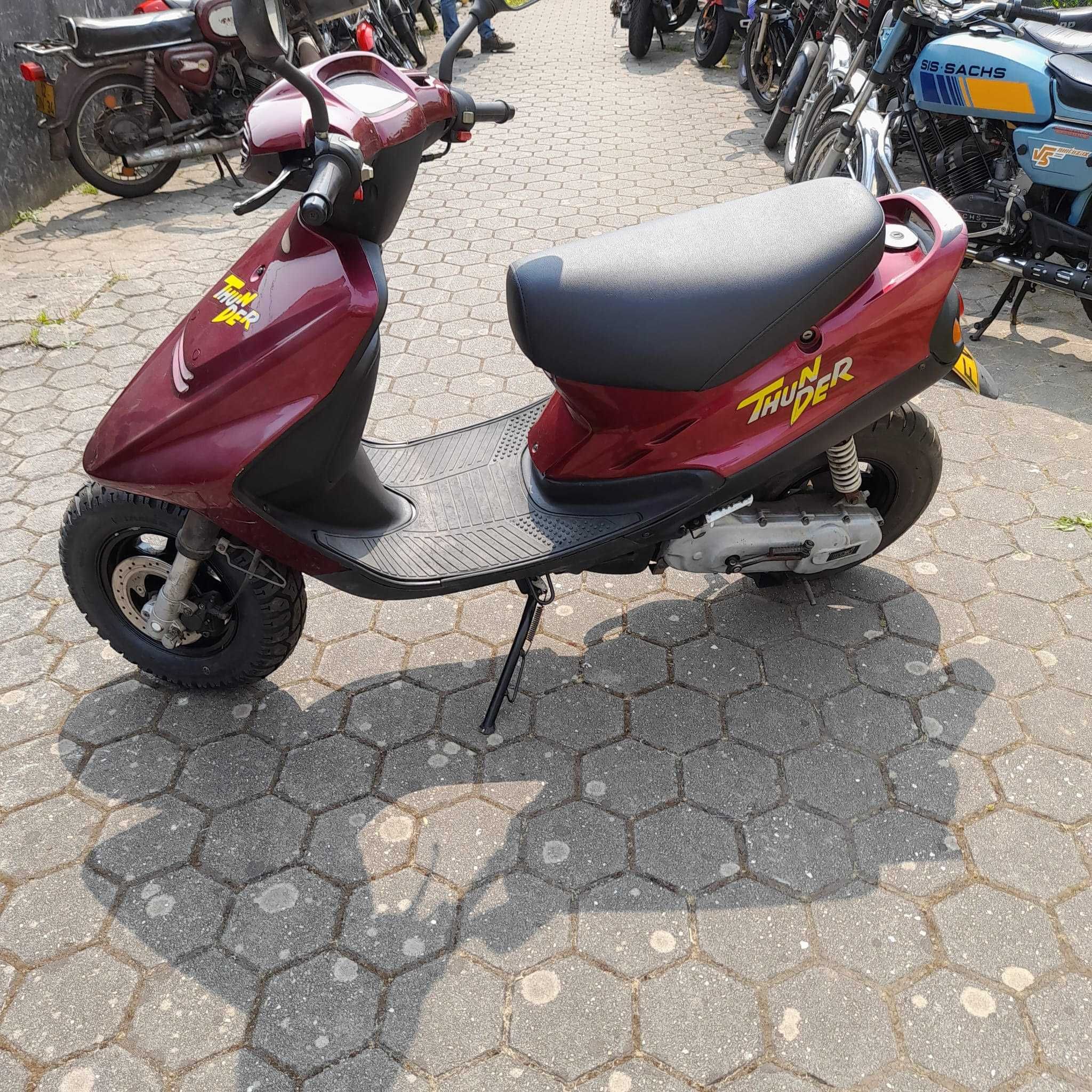 Scotter Thunder Macal 50cc