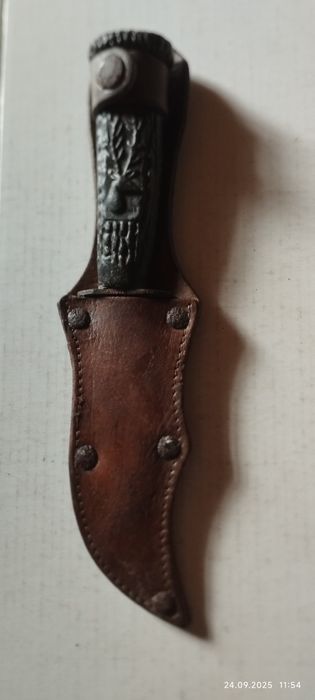 Stary nóż myśliwski , finka w etui skórzanym.PRL.