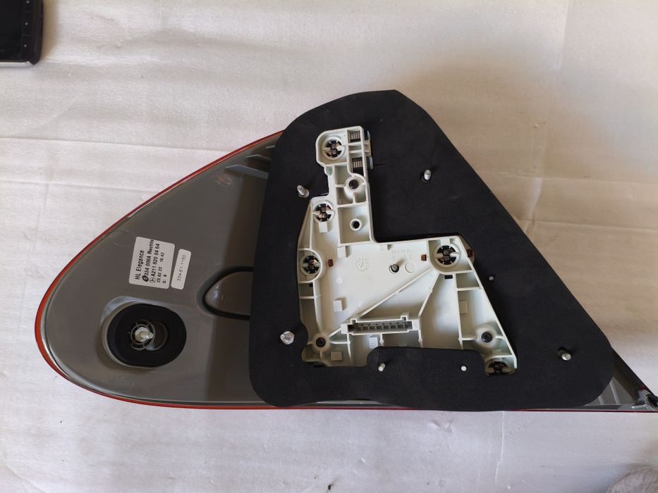 Lampa tylna prawa Mercedes E W211