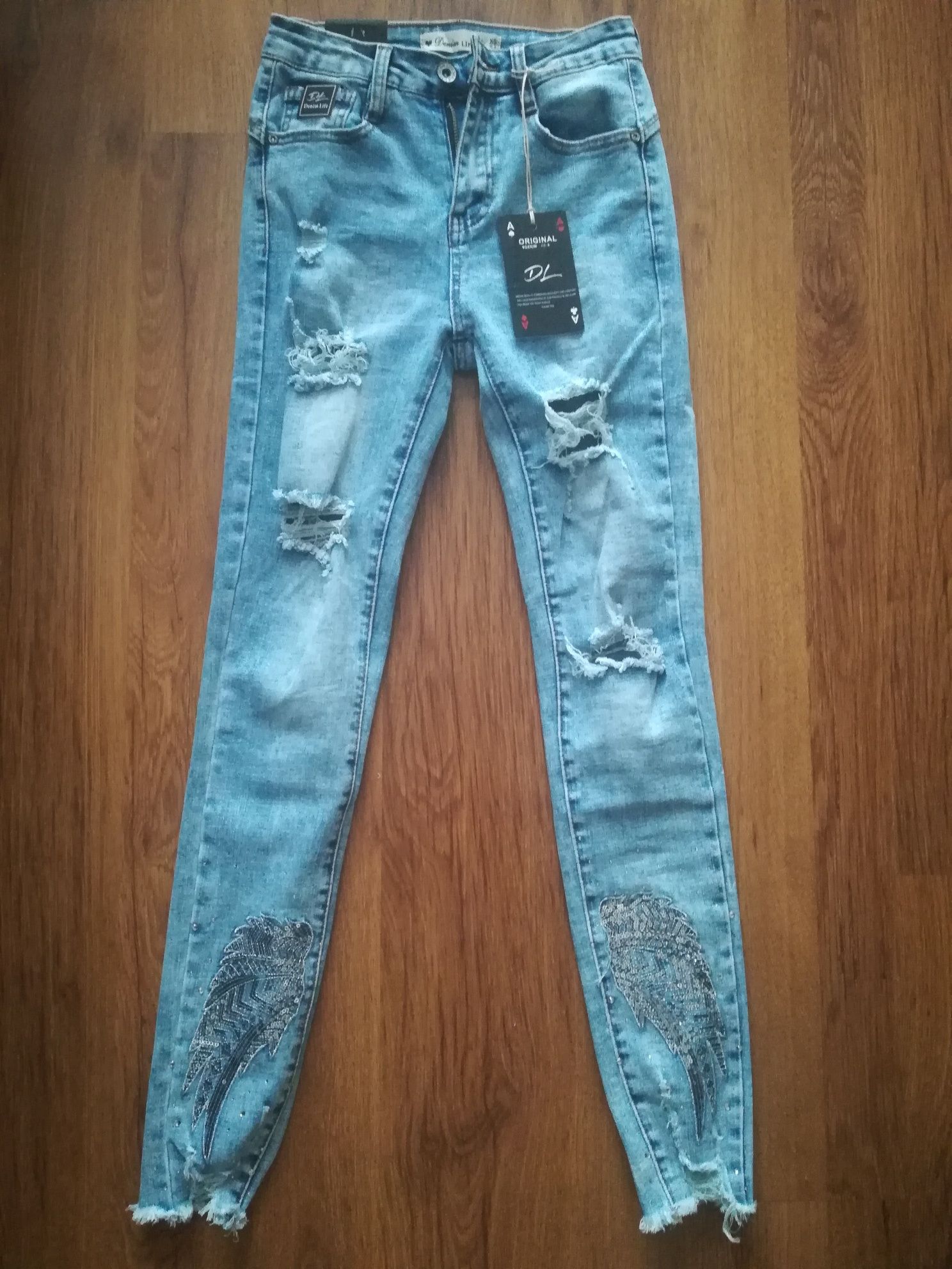 Spodnie Jeans Nowe