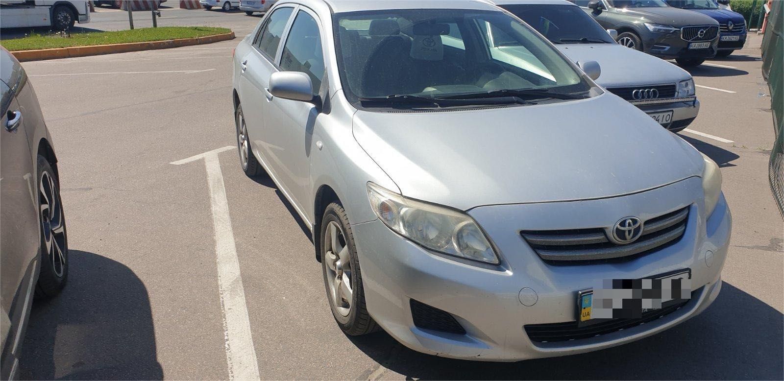 Продаж Toyota Corolla 2008 року випуску