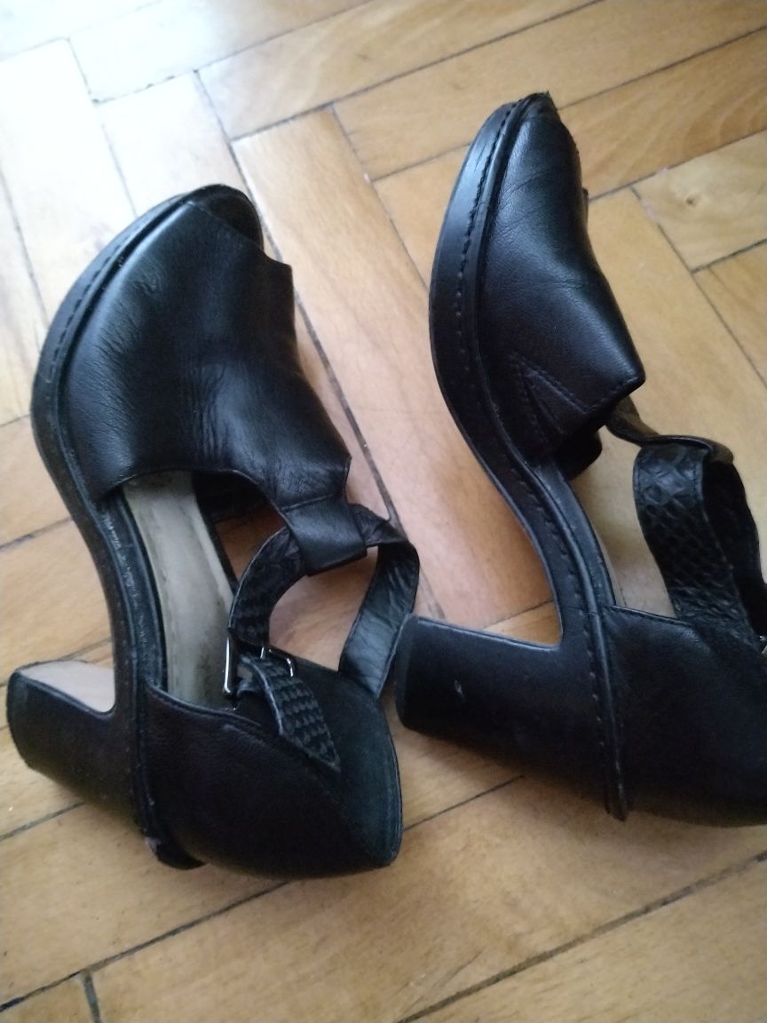 Buty Clarks 35 czarne damskie