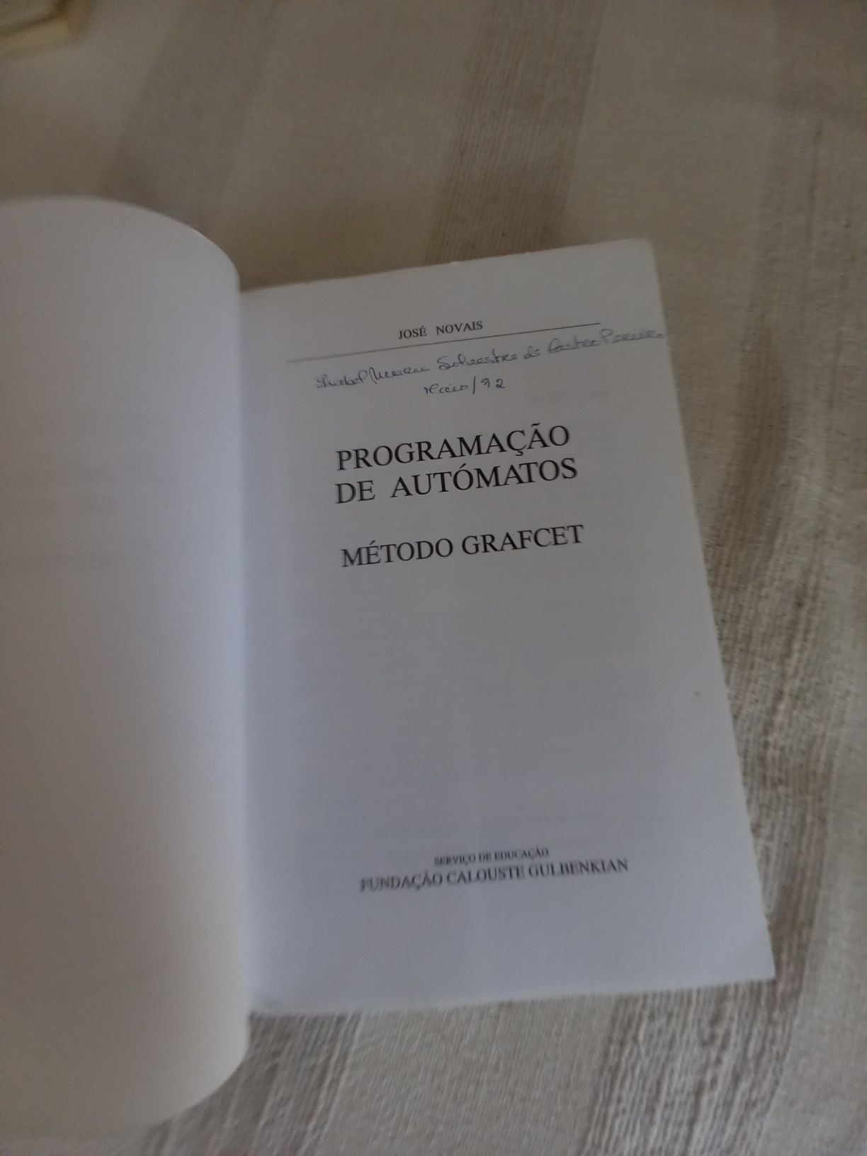 Livro da Gulbenkian Programação de Autómatos