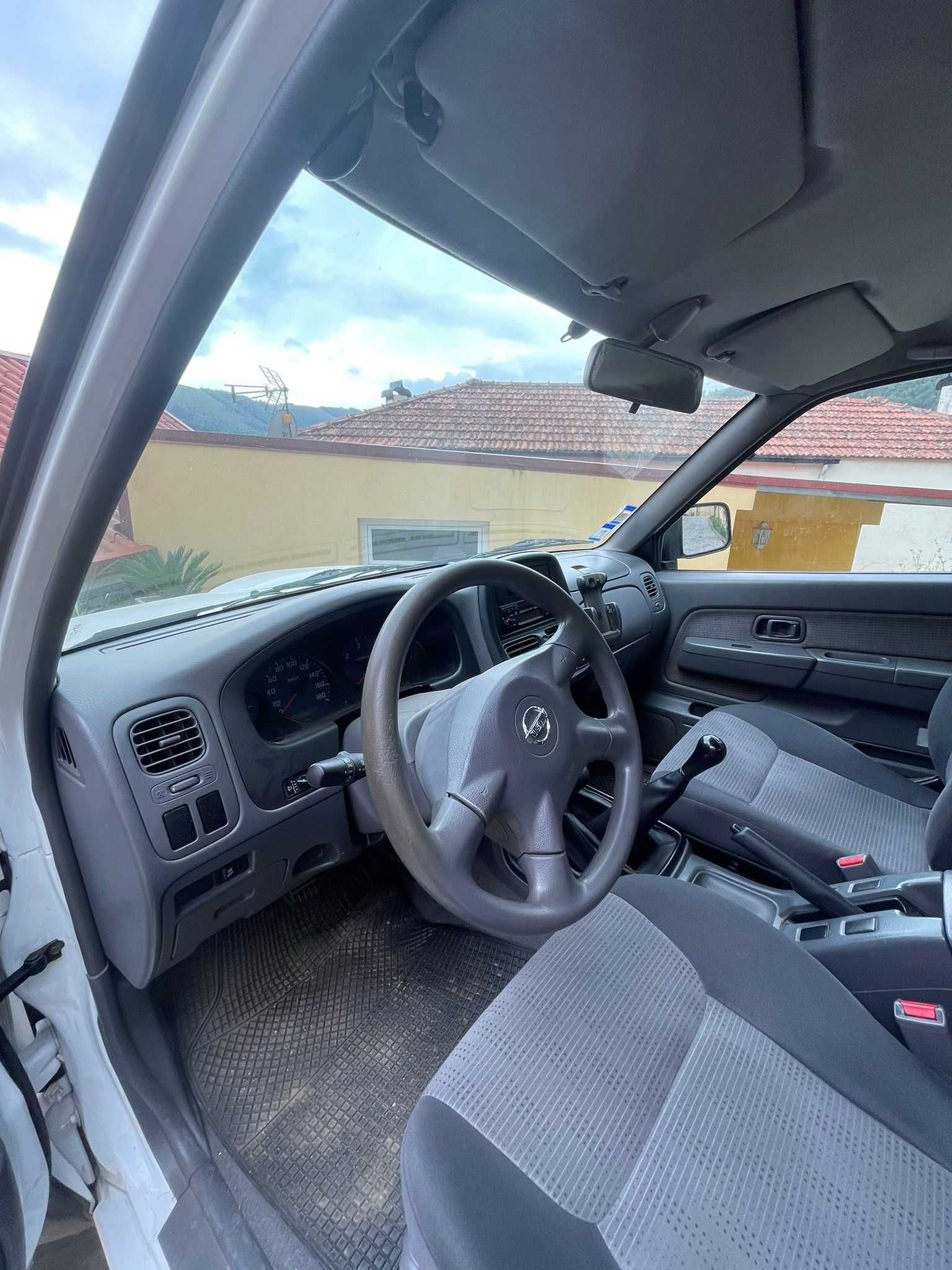 Nissan Navara D22 2.5 Di 4x4 Double Cab