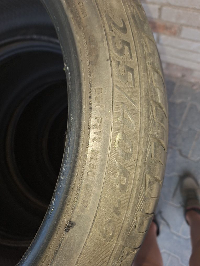 4 x Opony letnie komplet Landsail LS588 UHP 255/40 R19 100 W
LS588 UH