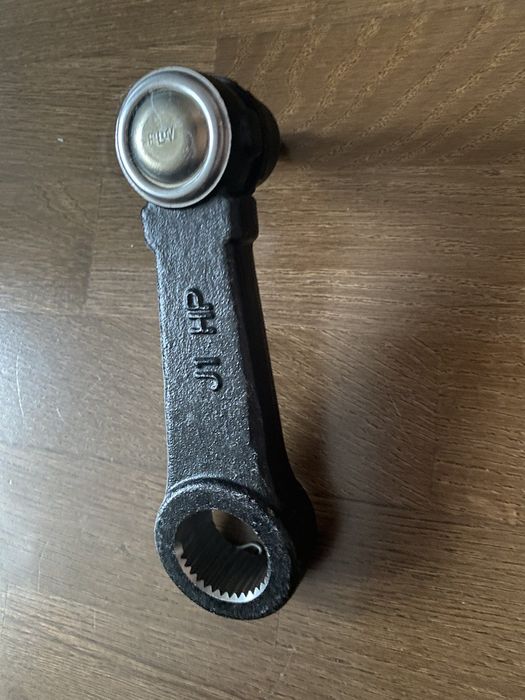 Важіль (болт, салінблок, маятник,сошка) таракан