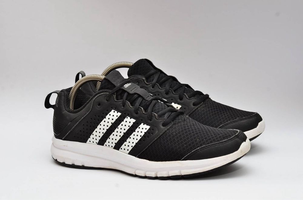 Adidas 42р кроссовки беговые игровые асикс