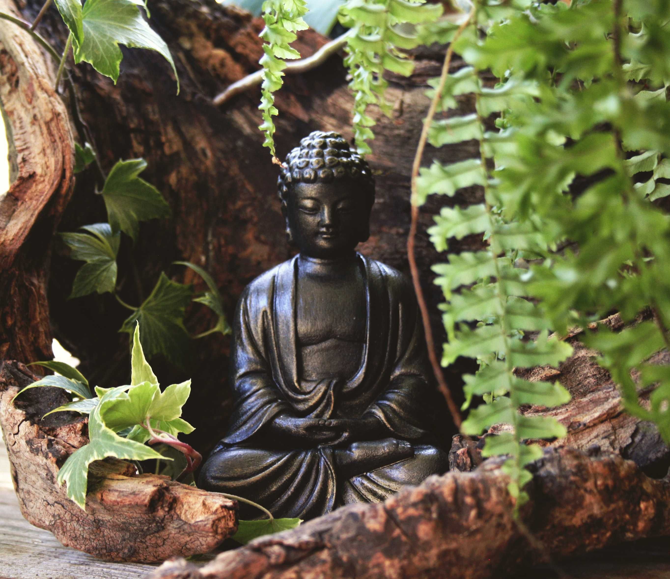 Будда медитуючий, статуєтка з бетону