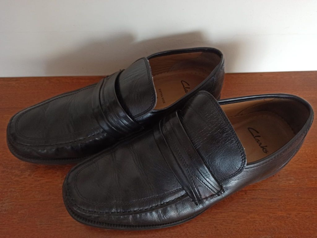 Pantofle mokasyny Clarks skórzane