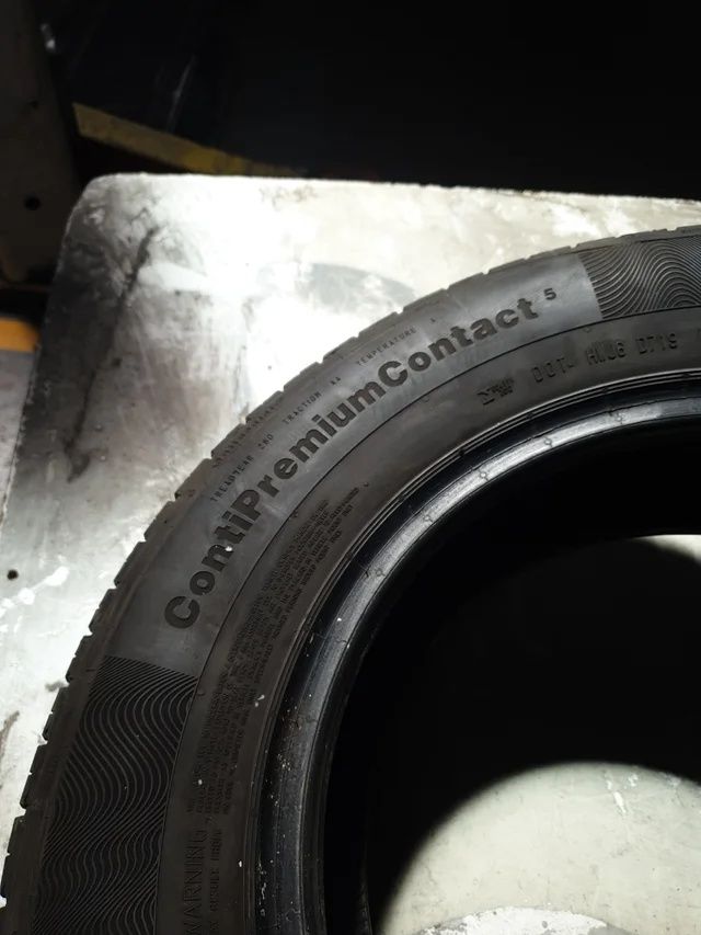 Pneus Continental Premium Contact 5 - 185/70 R14 H