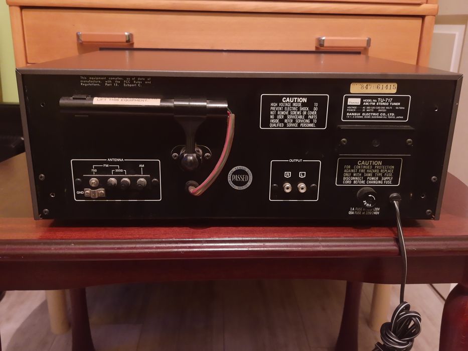 Sansui TU-717 tuner AM FM