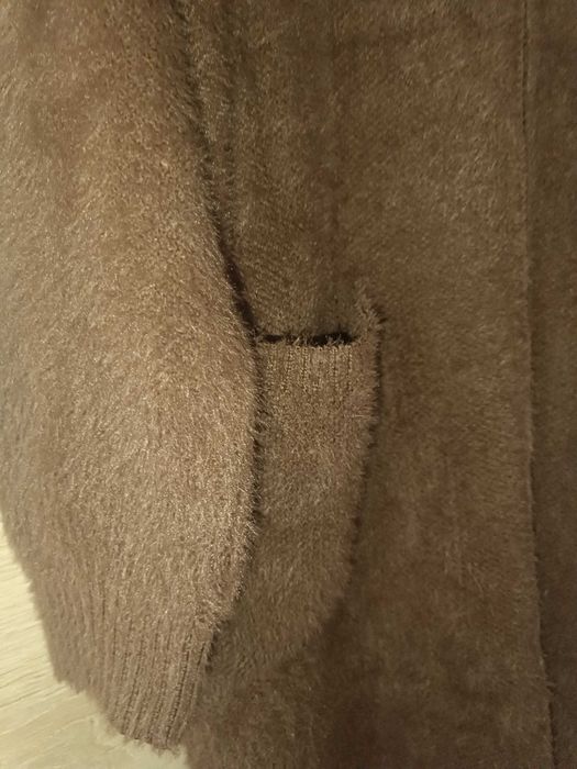 Nowy piękny alpakowy kardigan na zamek