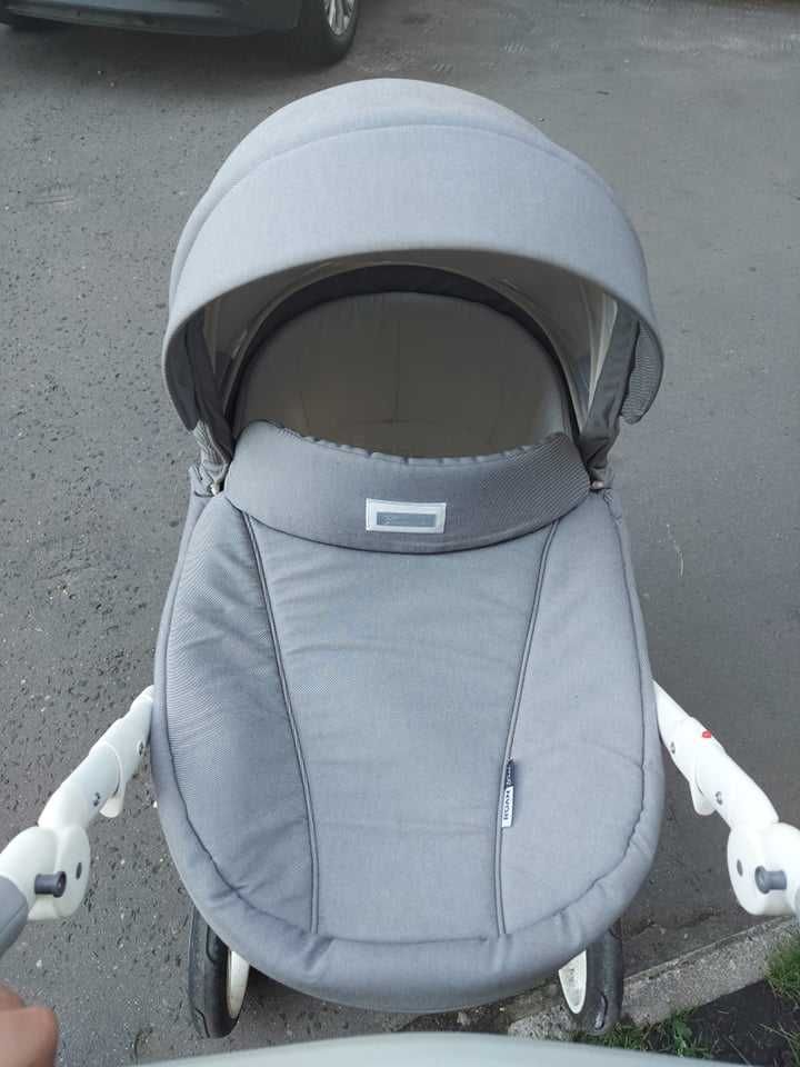 Wózek 2w1 Roan Bass + nosidełko Cybex