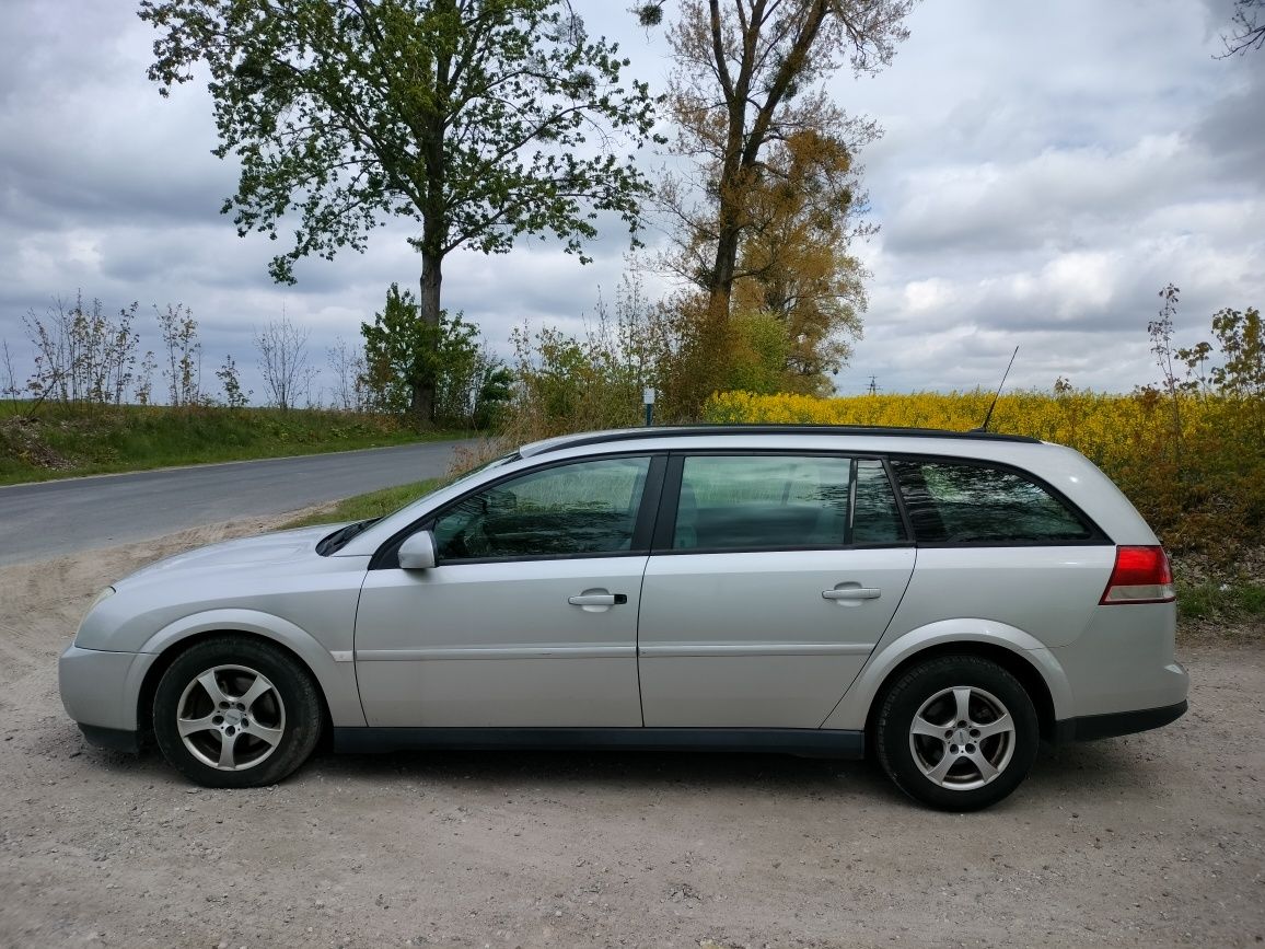 Opel Vectra C 1.9 CDTI 120KM z Niemiec / 2004r / Klima / Navi / Hak