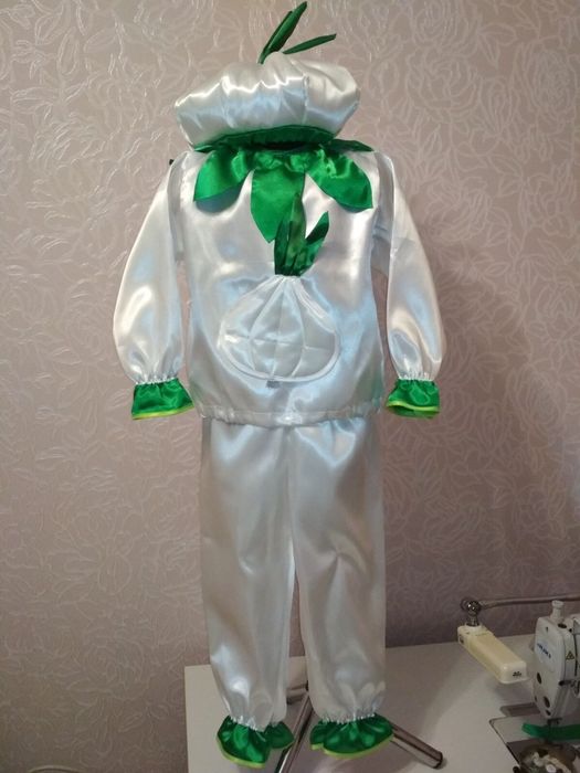 Костюми осінь, морква, часник, картопля, огірок