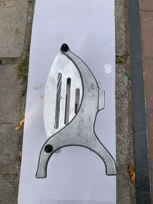 Алюміневий каркас для обігрівача.