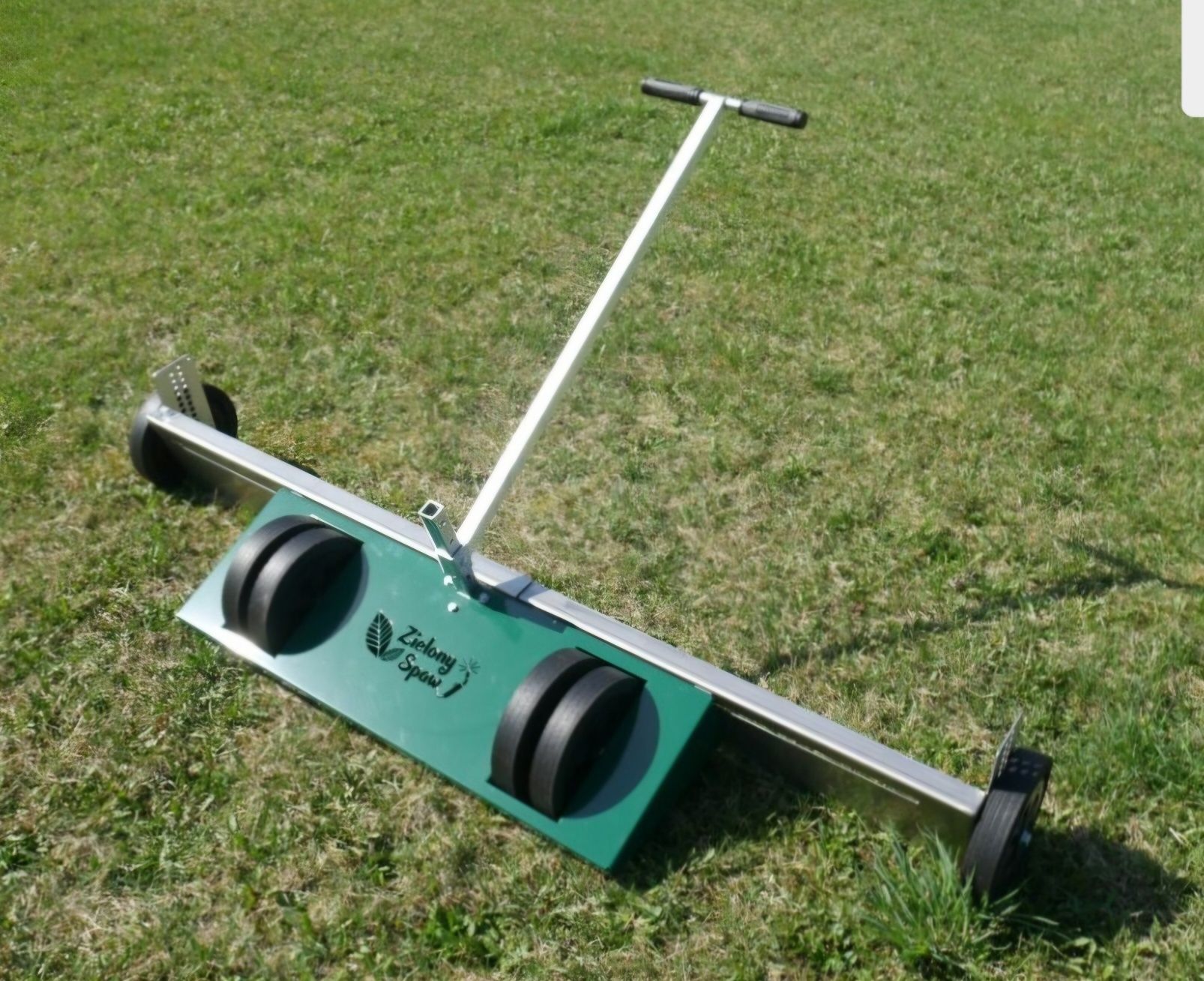 Wynajem siewnik trawy niwelator terenu aerator łata level ucinacz