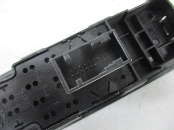 Comando / botão / interruptor vidros frente esquerdo PEUGEOT 308 (4A_,