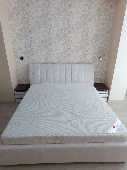 Продам матрац 180×200