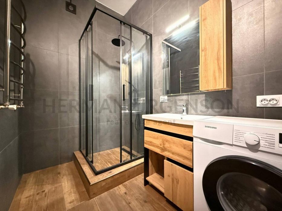 Продаж 2к квартири 62 кв.м  / вул. Возз'єднання, Боздош