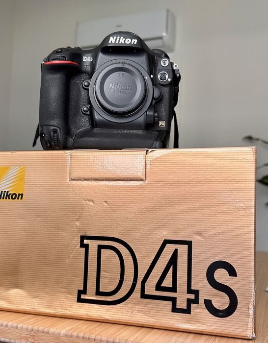 Nikon D4s + extras