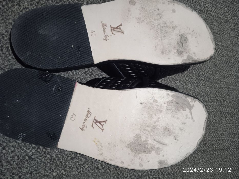 Продам шлепки Луи Витон оригинал 40р.состояние отличное.