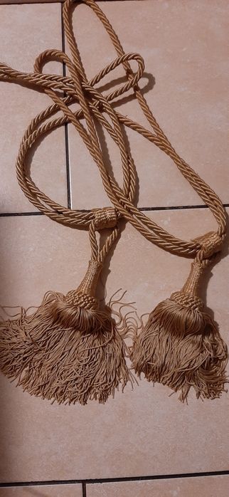 chwost sznur do zasłon