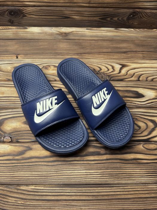 Шльопанці тапки сланці найк Nike 41