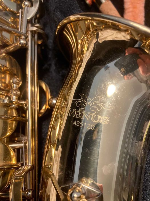 Sax Alto pouco utilizado