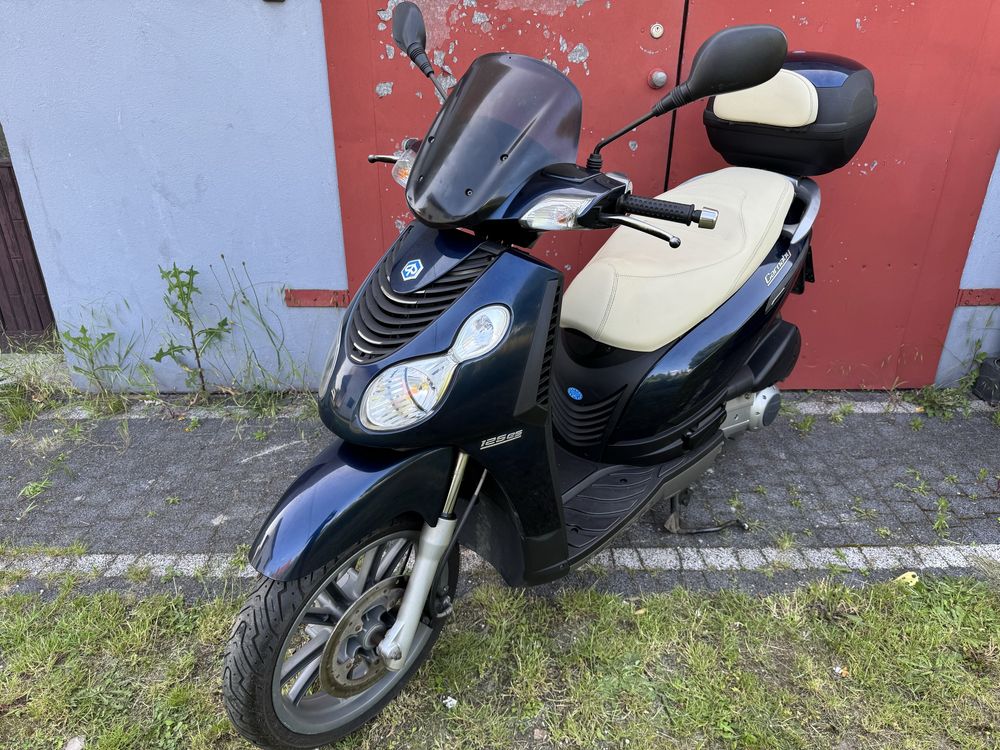 Skuter Piaggio Carnaby 125cm3