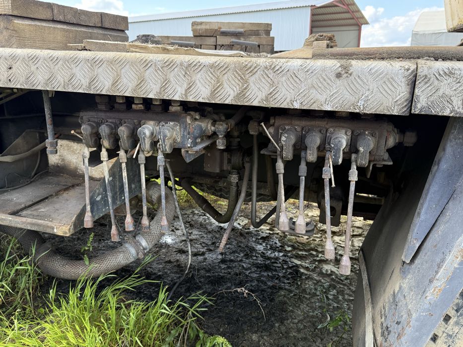 Продається кран LIAZ  (2001р.)