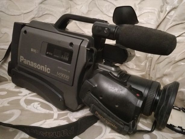 Видеокамера Panasonic M9000 олх