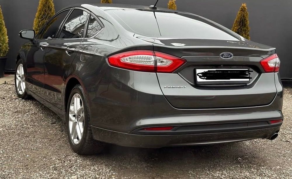 Авто Ford Fusion