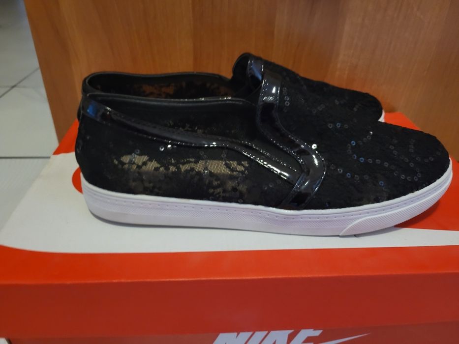 Nowe trampki koronka koronkowe 40 czarne