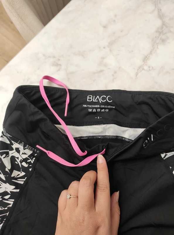 Sportowe legginsy z długą nogawką elastyczne z kieszeniami Blacc S