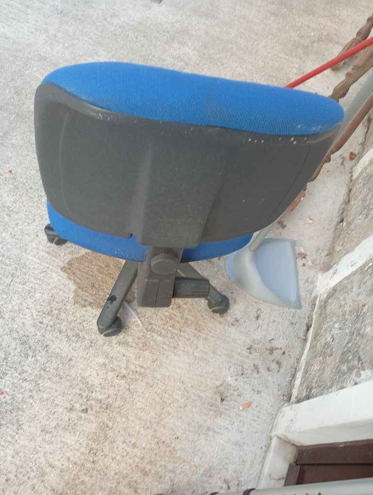 Cadeira de rodas,articulada como nova