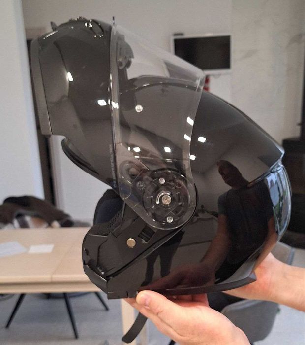 Продам мотошолом