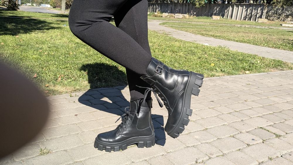 Черевики шкіряні жіночі нові 36-40р на флісі легесенькі ботинки деми